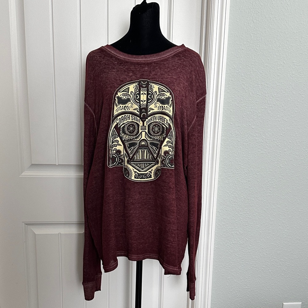 Star Wars Men's Maroon Crewneck Sweater with Cream Graphic